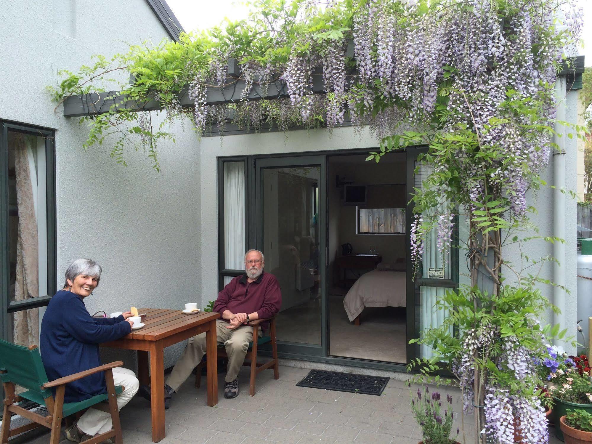 Garden Bed And Breakfast クライストチャーチ エクステリア 写真