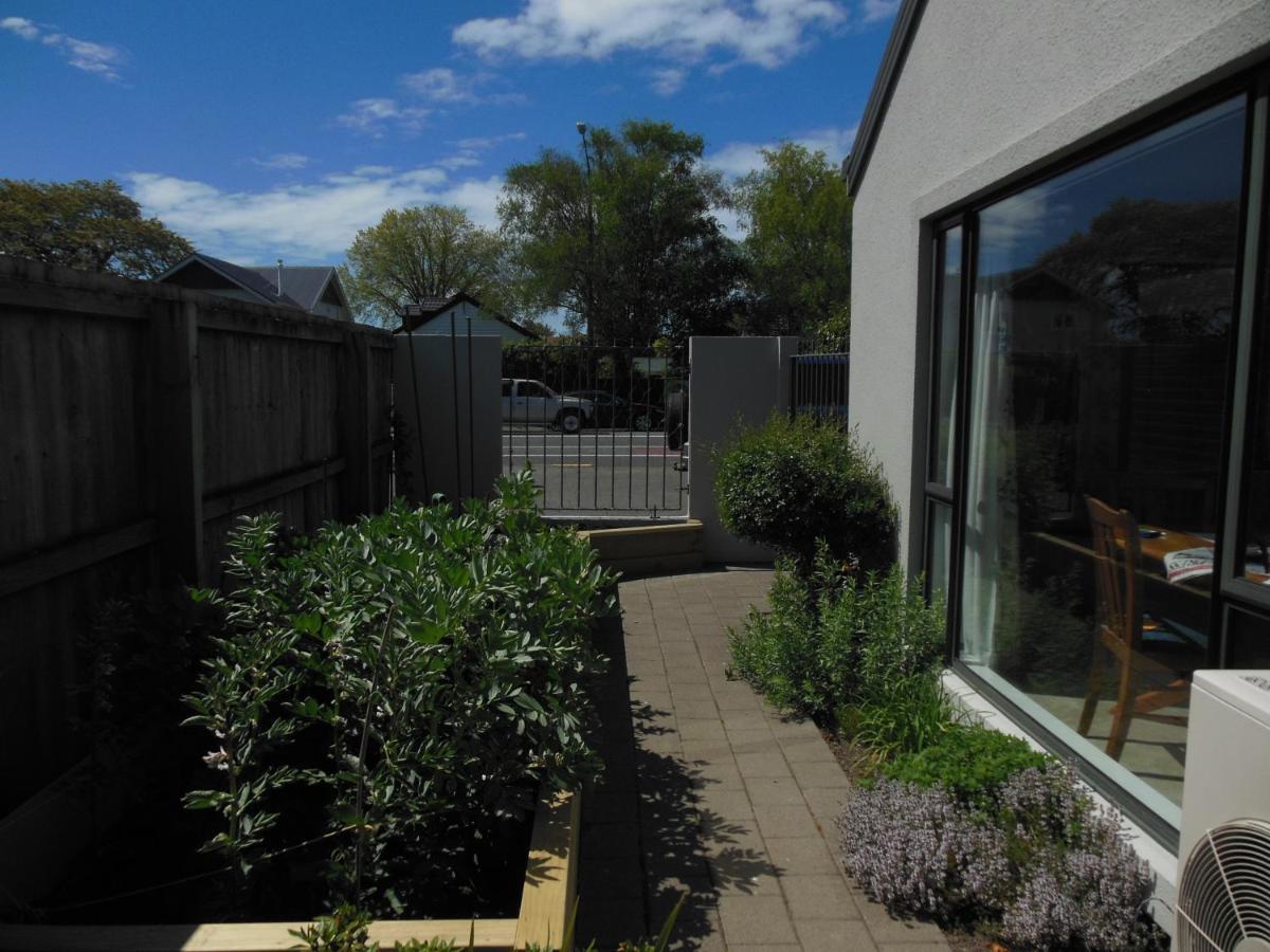 Garden Bed And Breakfast クライストチャーチ エクステリア 写真